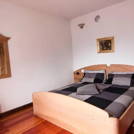 Reddish Deer House ::: Cadore Dolomiti * Valle di Cadore