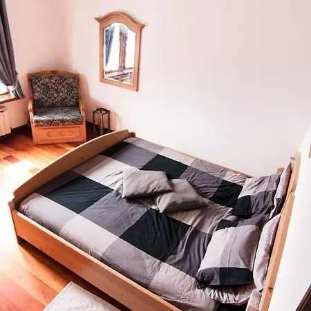 Reddish Deer House ::: Cadore Dolomiti 아파트 발레 디 카도레