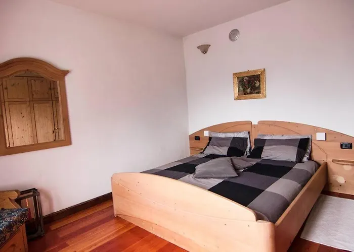 Reddish Deer House ::: Cadore Dolomiti * 발레 디 카도레