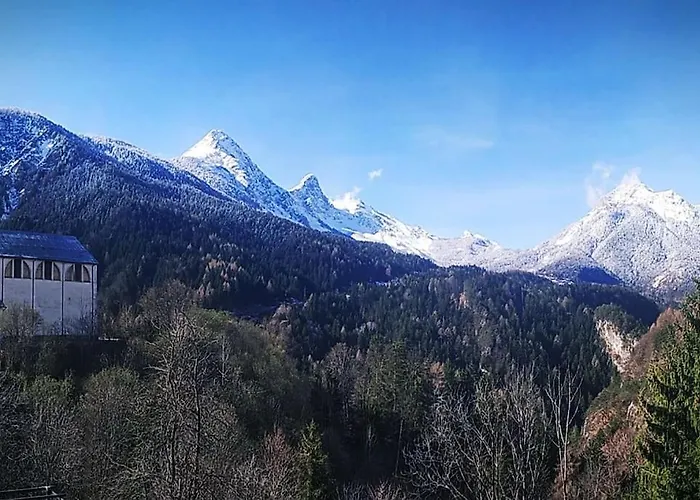 Reddish Deer House ::: Cadore Dolomiti 아파트 발레 디 카도레