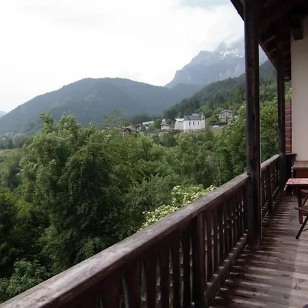 شقة Reddish Deer House ::: Cadore Dolomiti فالي دي كادوري